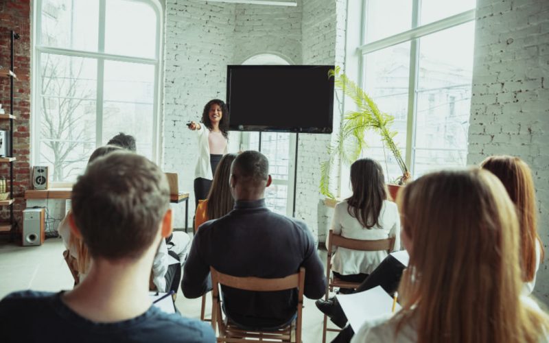 Salas de conferencias para talleres y seminarios: opciones en Panamá