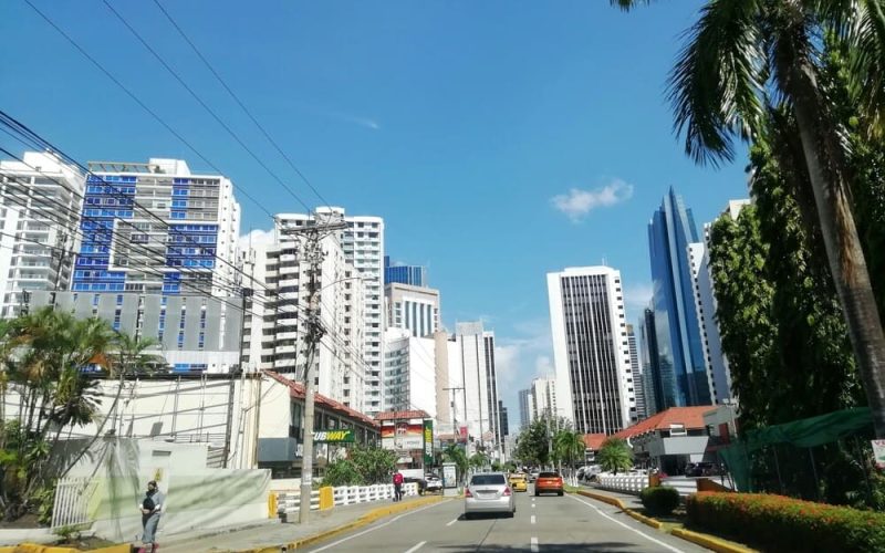 Guía de trámites para renovar la placa en Panamá este año